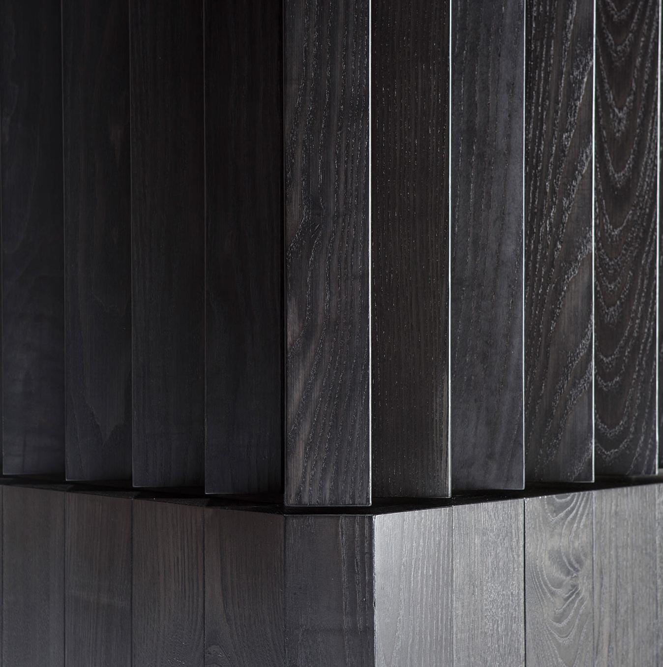 Moderner Aufbewahrungsschrank