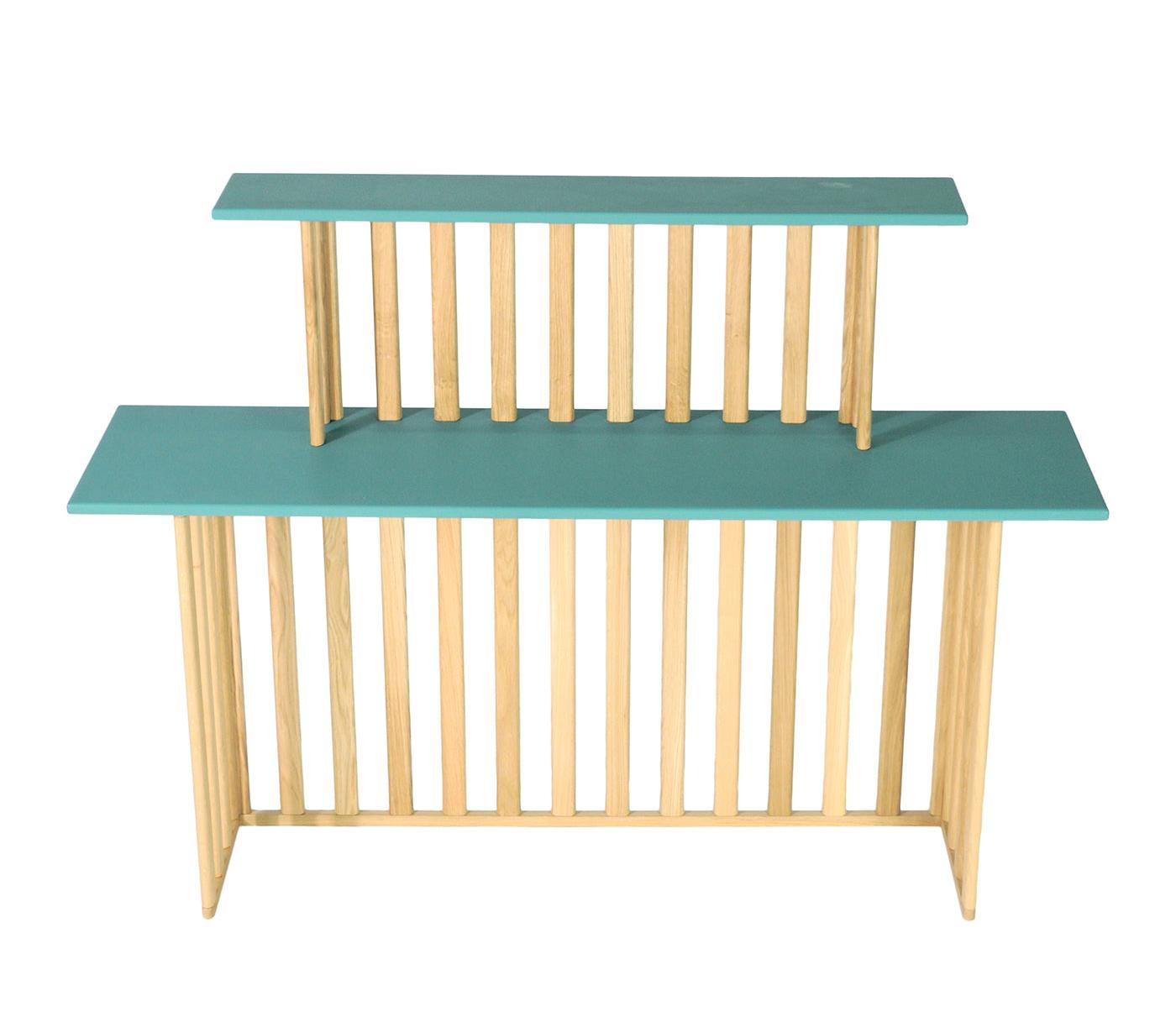 Grüner zweistöckiger Konsolentisch