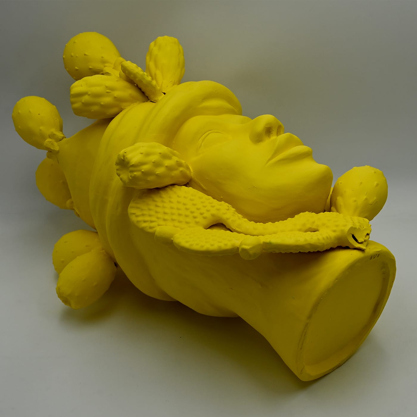 Maure‑Kopf gelb handgefertigte Skulptur