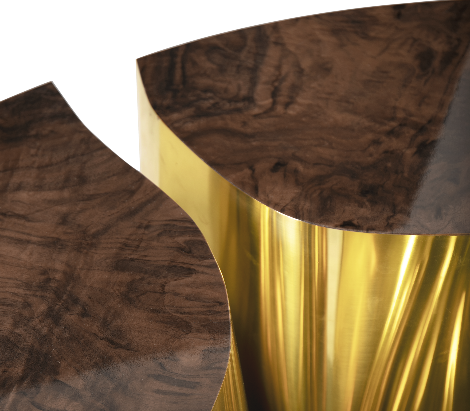 Fissure Ovaler Walnuss‑Couchtisch