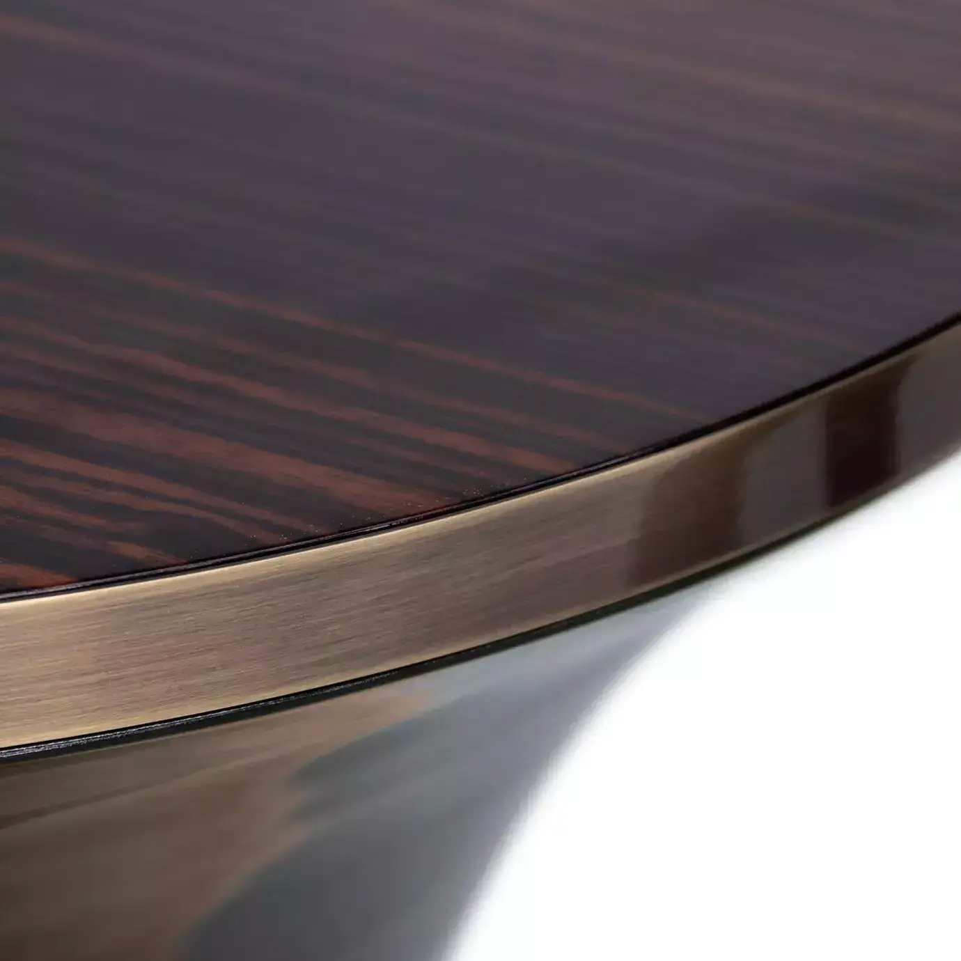 Solstice Gealterter Blattgold‑Beistelltisch