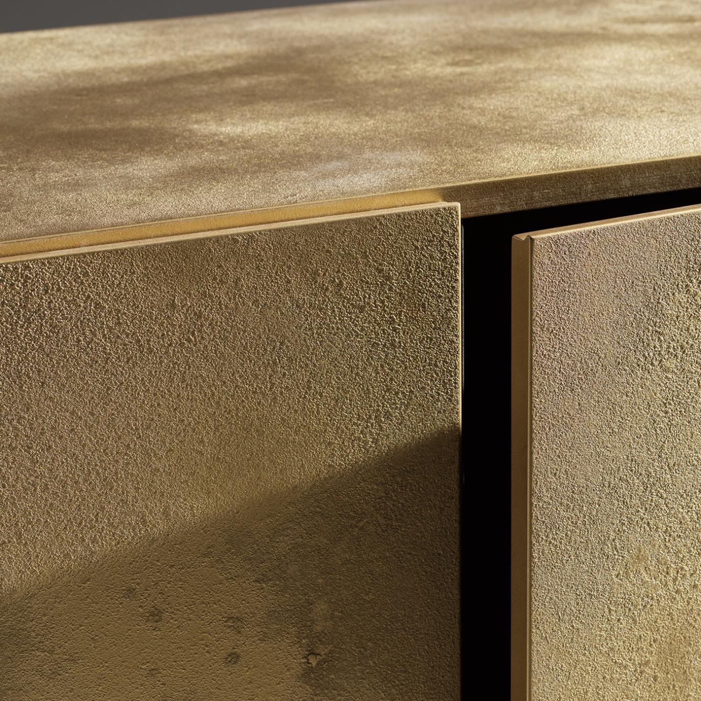 Maya Messing-Sideboard