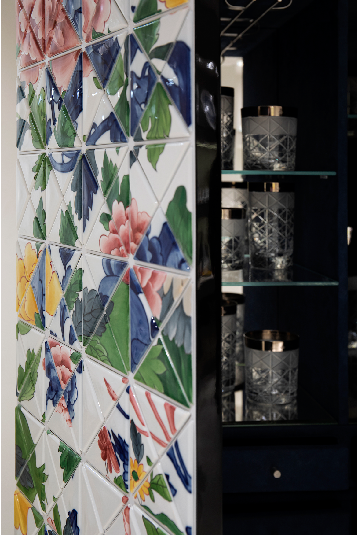 Mosaic Märchenschrank