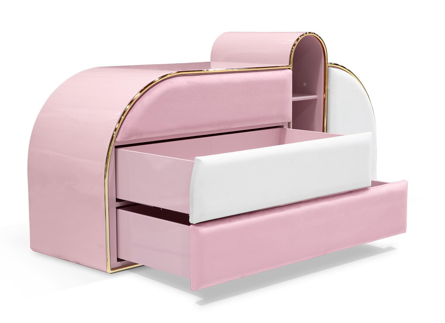 Candy Coated Triple Kommode