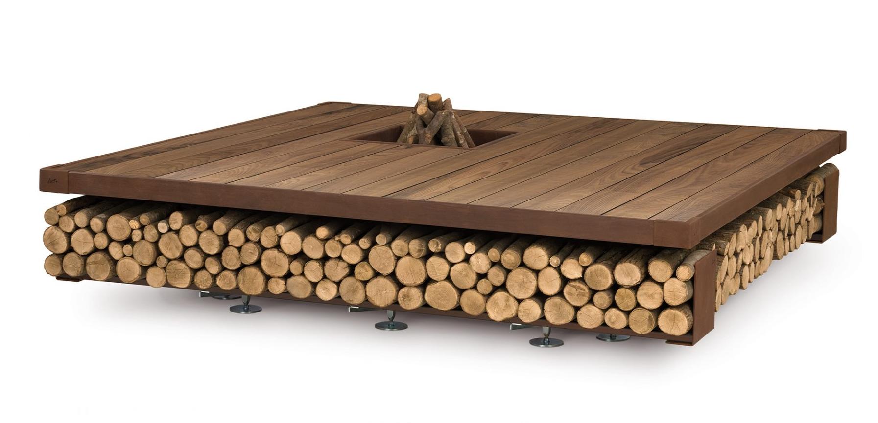 Opera Feuerstelle | Fertigstellung: Holz