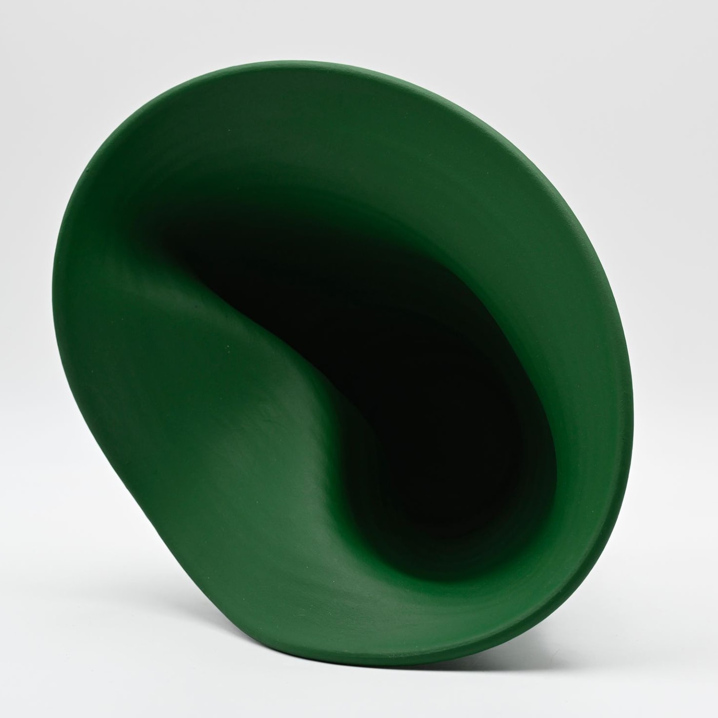 Grüne handgeformte Vase