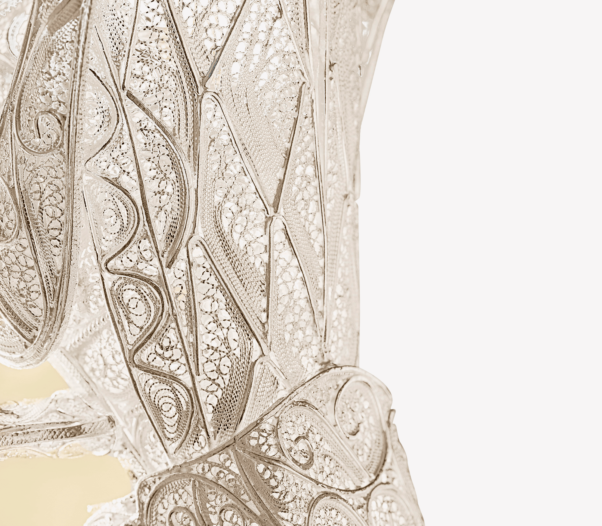 Filigran‑Cricket Wandleuchte