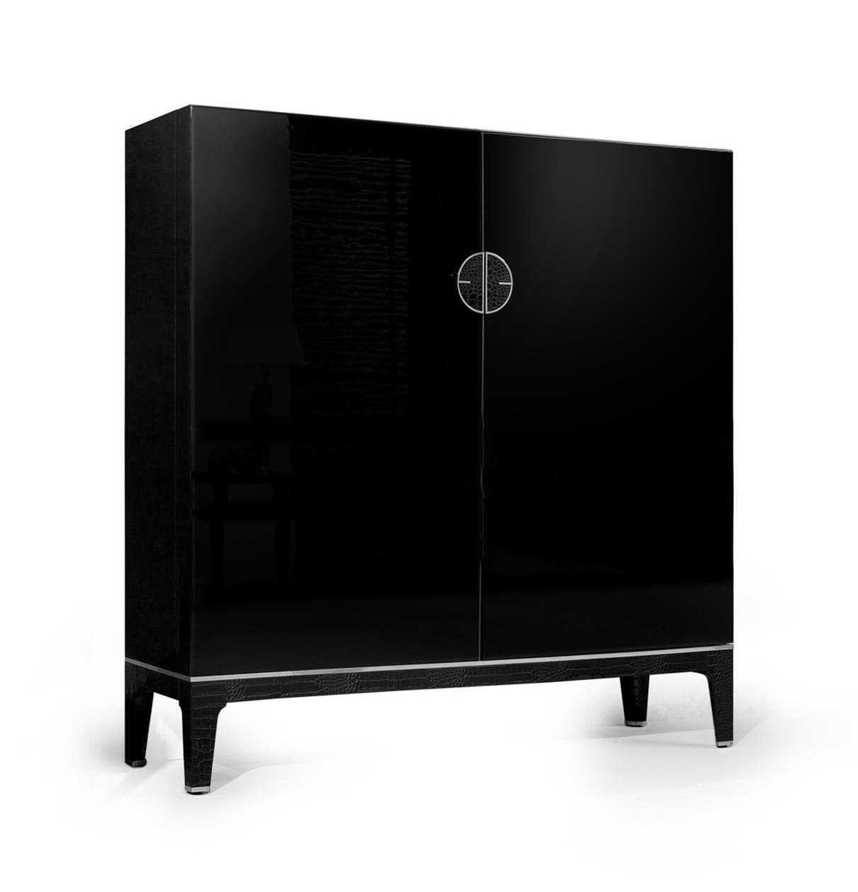 Buffet mit Türen und Schubladen