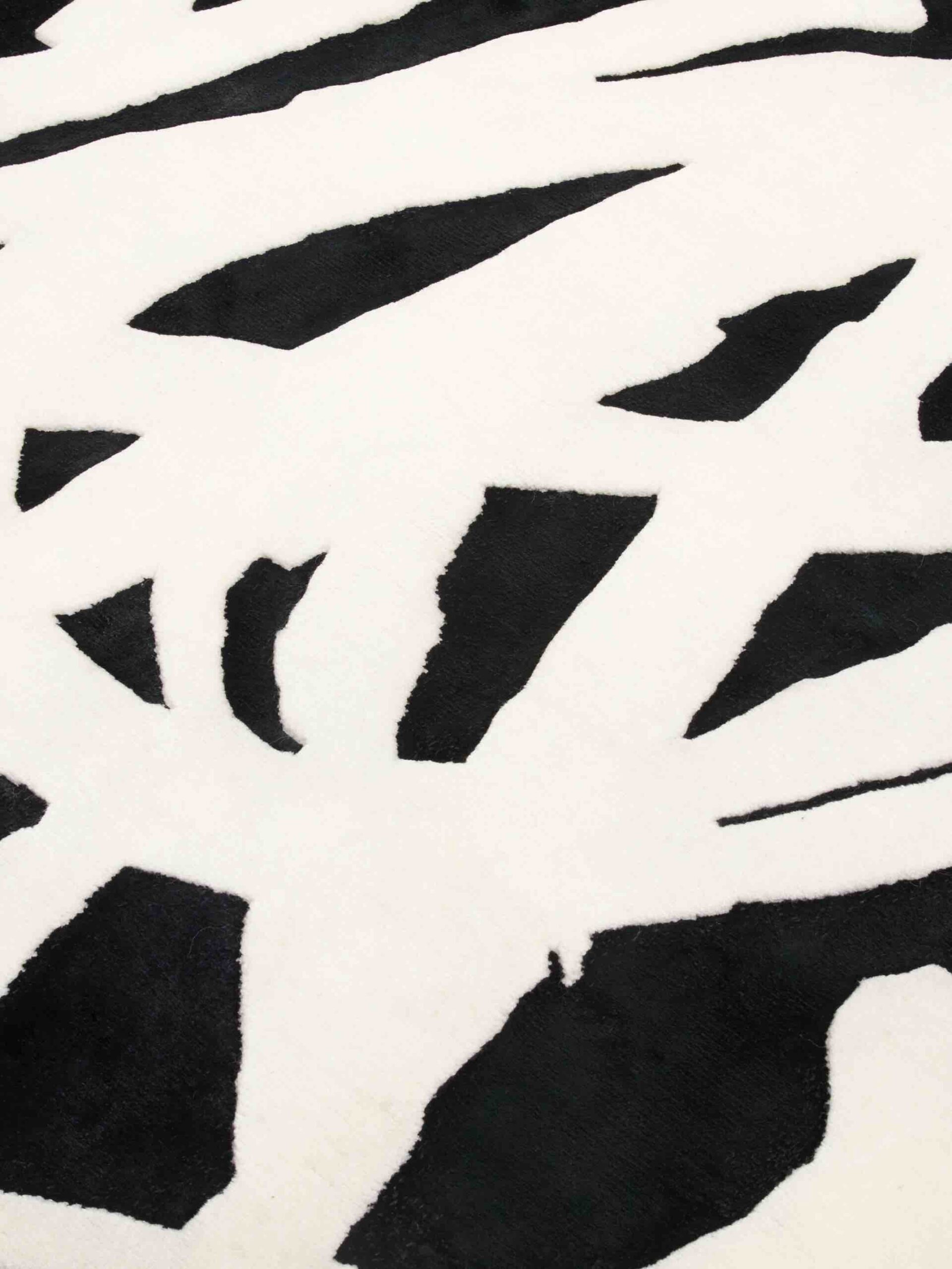 Ripped Teared And Punked Teppich