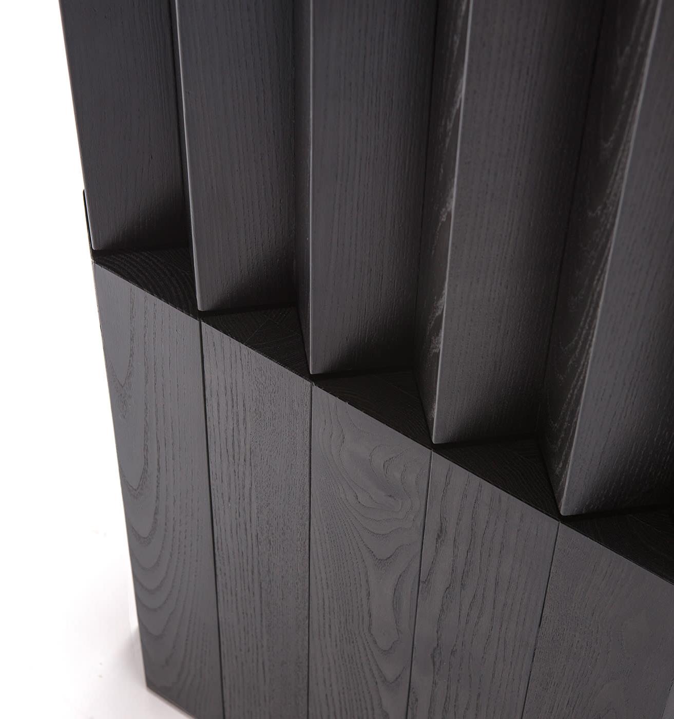 Moderner Aufbewahrungsschrank