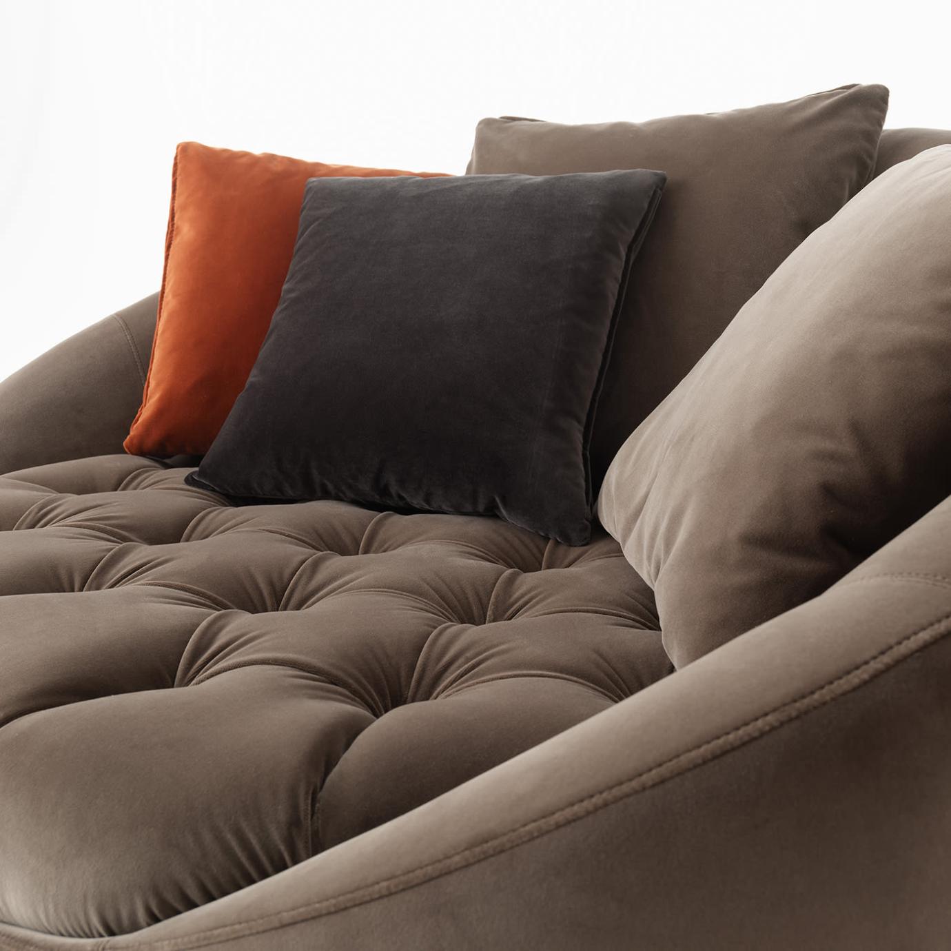 Hill Beiges Sofa