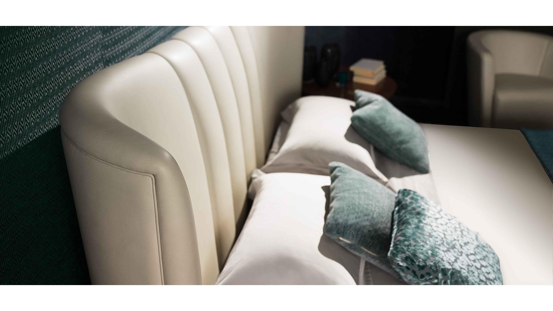 Fashion Affair Lederbett