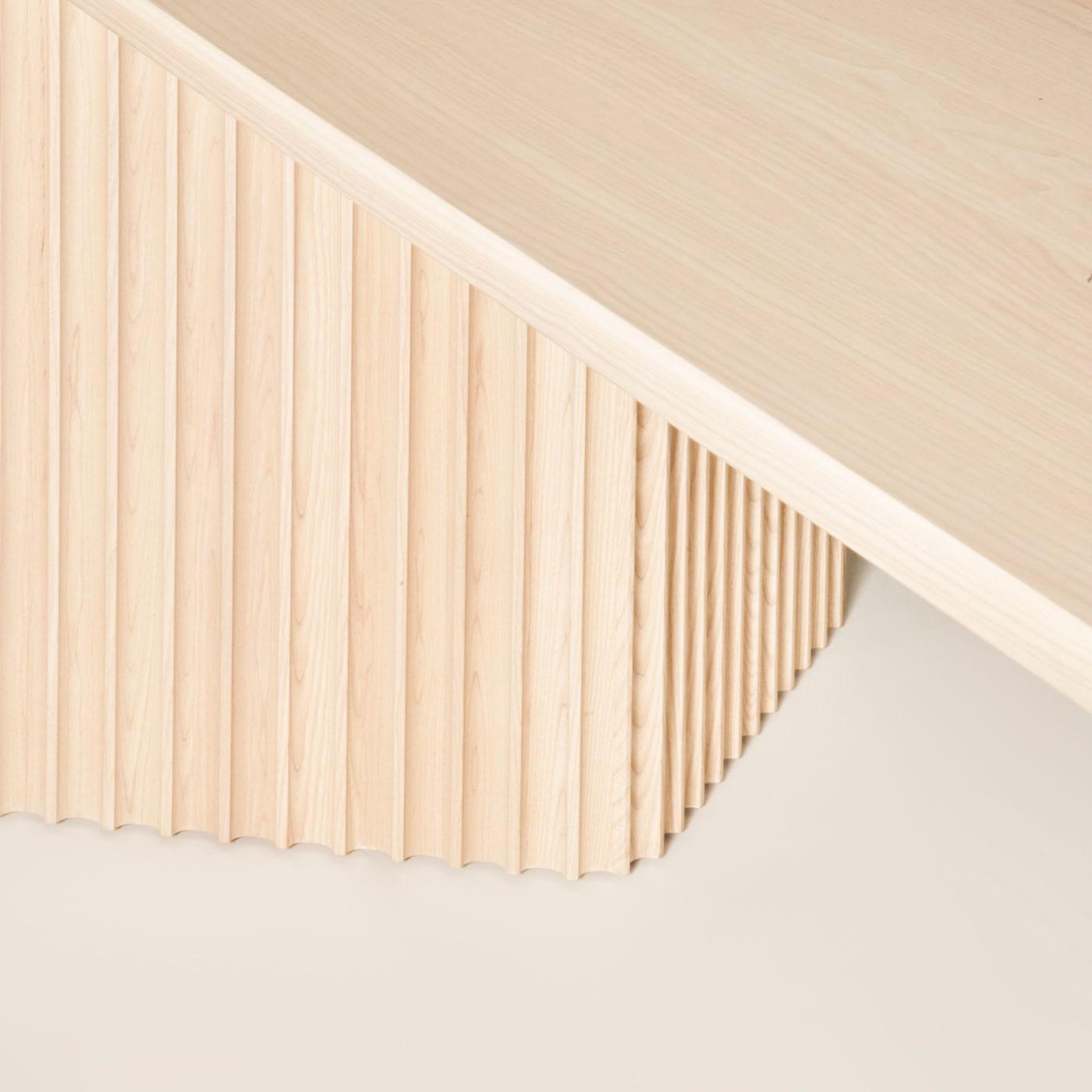 Basalto Naturale Esche‑Tisch