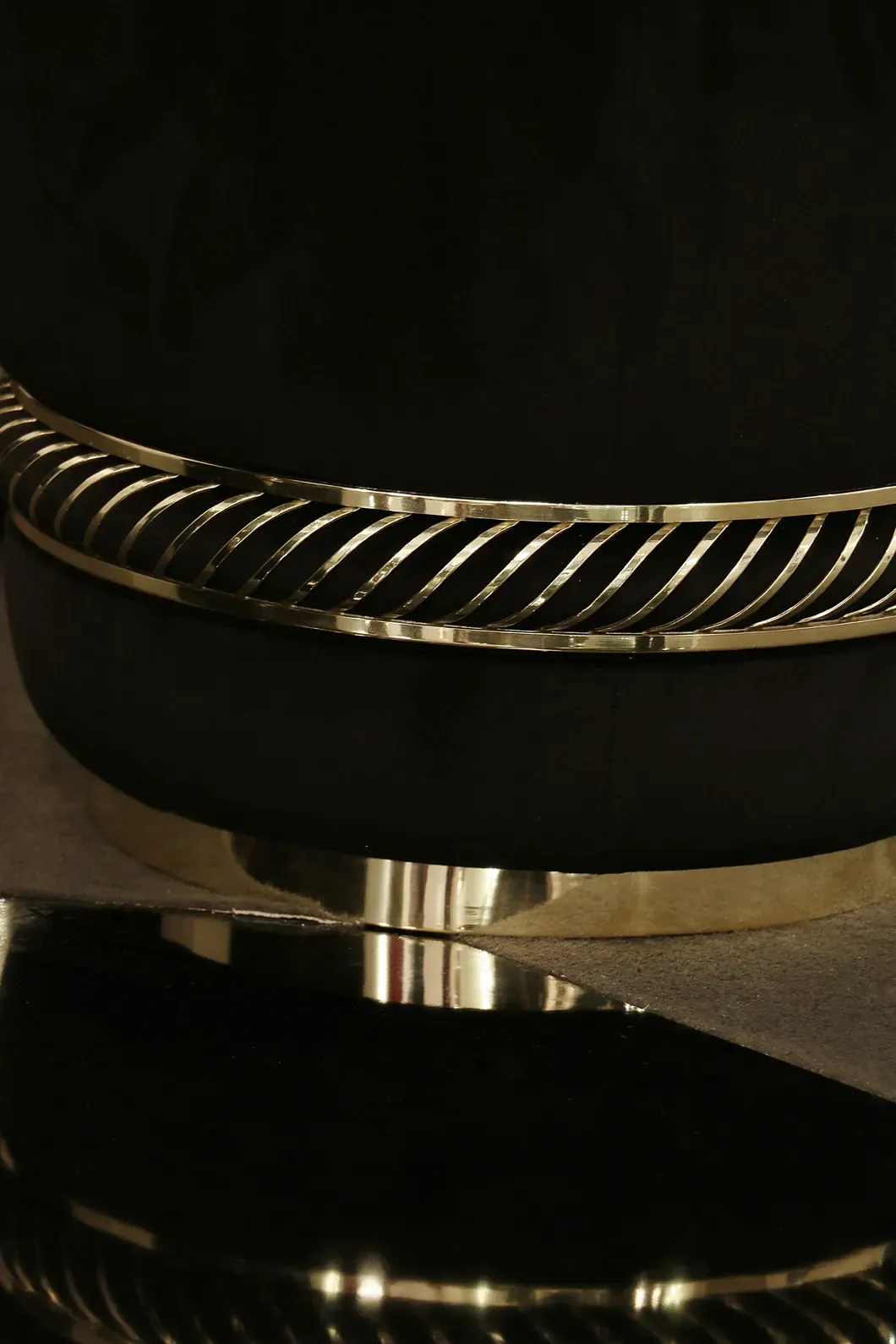 Eclipse Hocker - 6