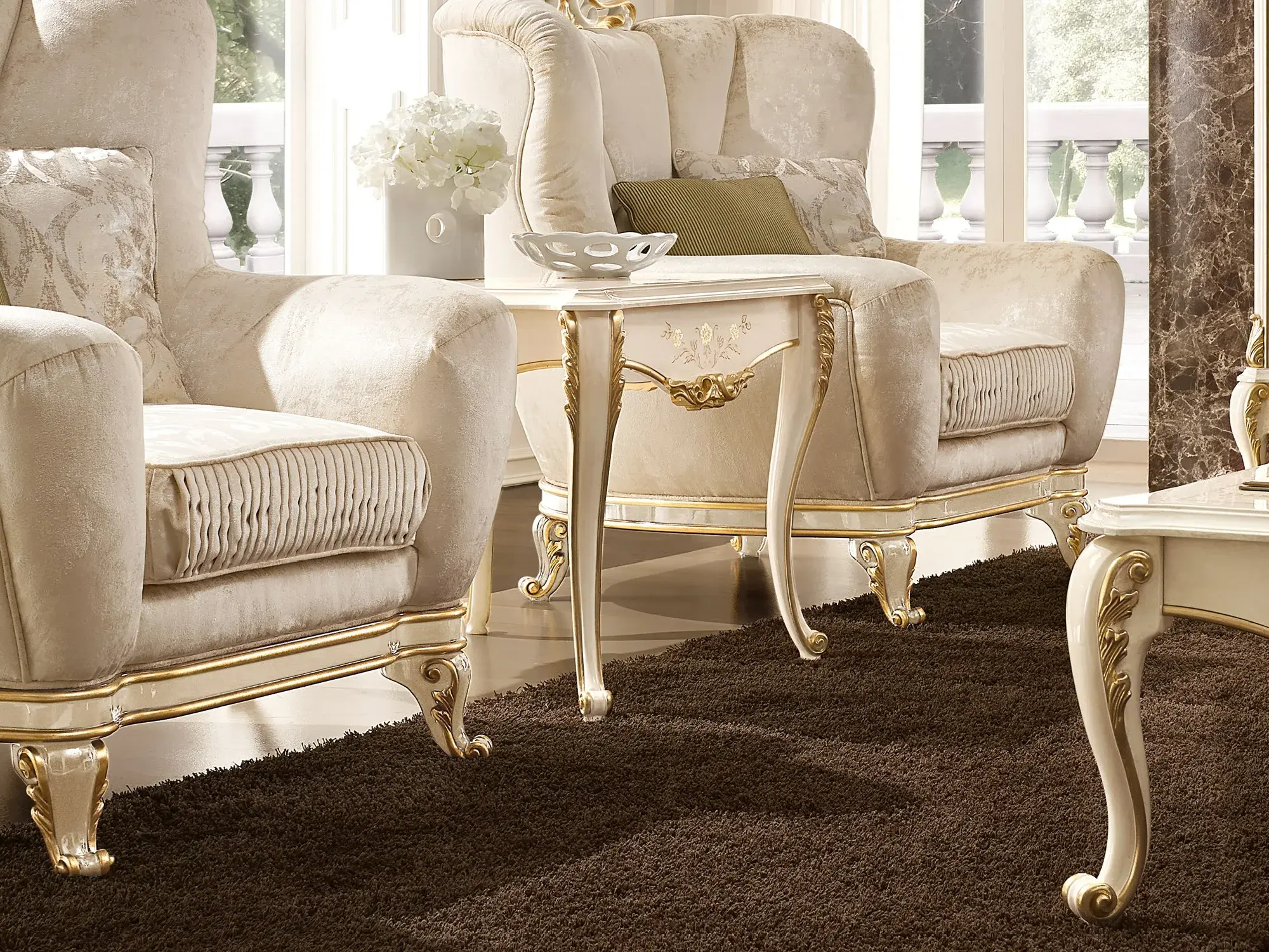 Elfenbein‑Gold Italienischer Beistelltisch
