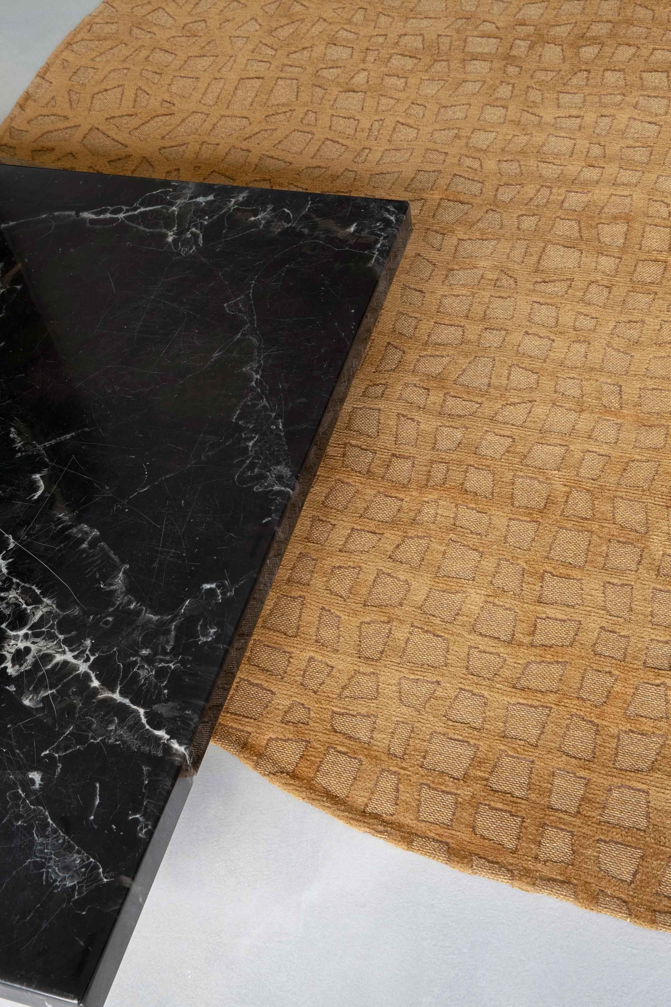 Trammel - Roman Gold 9248 Teppich | Größe: 170 x 240 cm