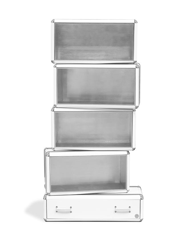 Airborne Fantasy Bücherregal