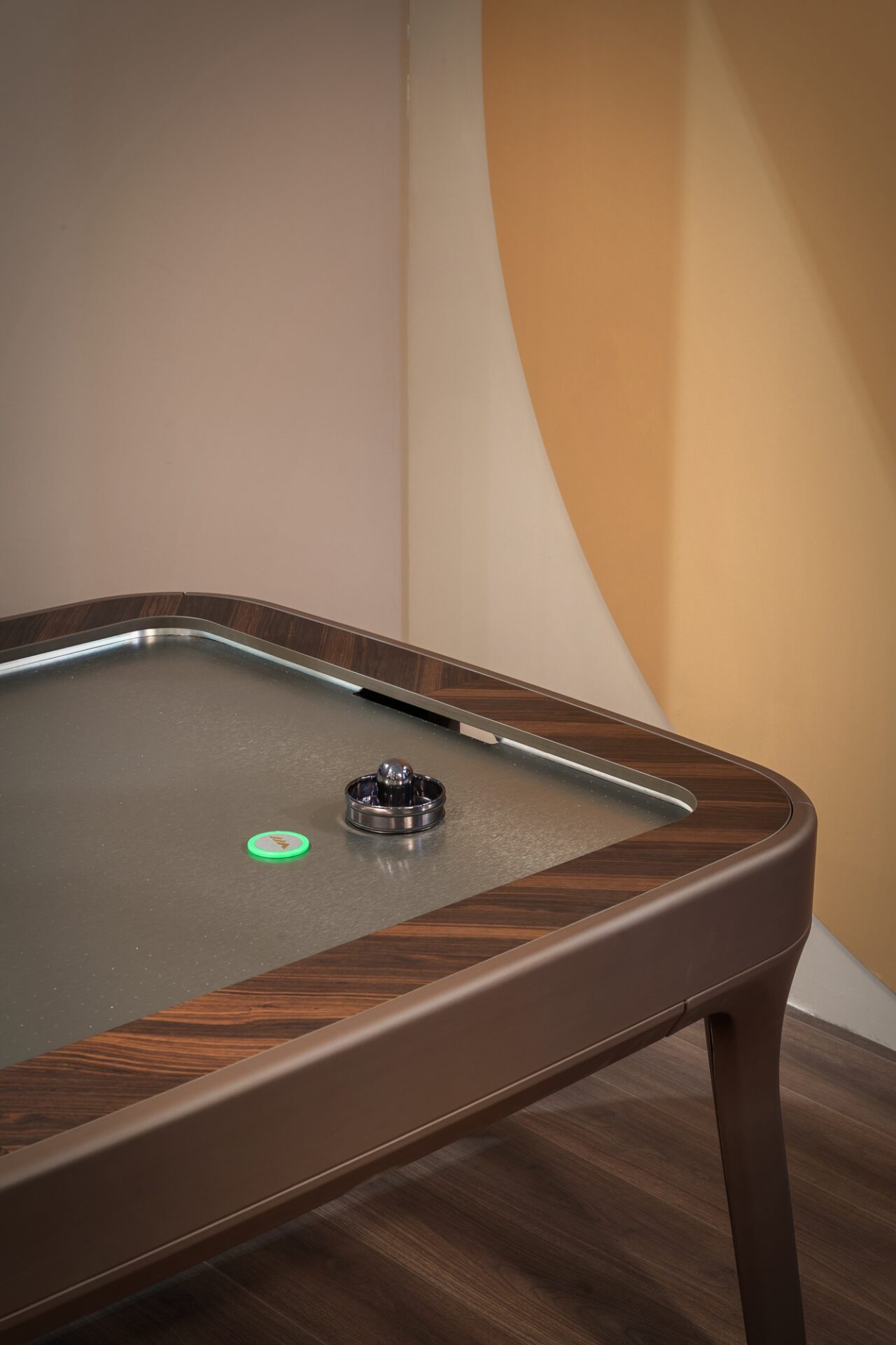 Blow Air-Hockey-Tisch