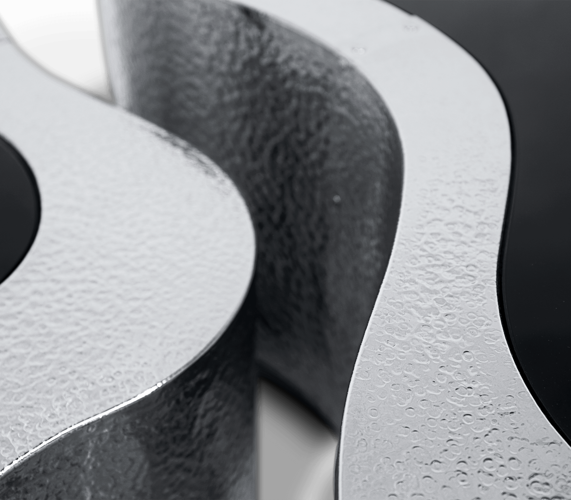 Crest Hammerschlag‑Edelstahl Couchtisch‑Set