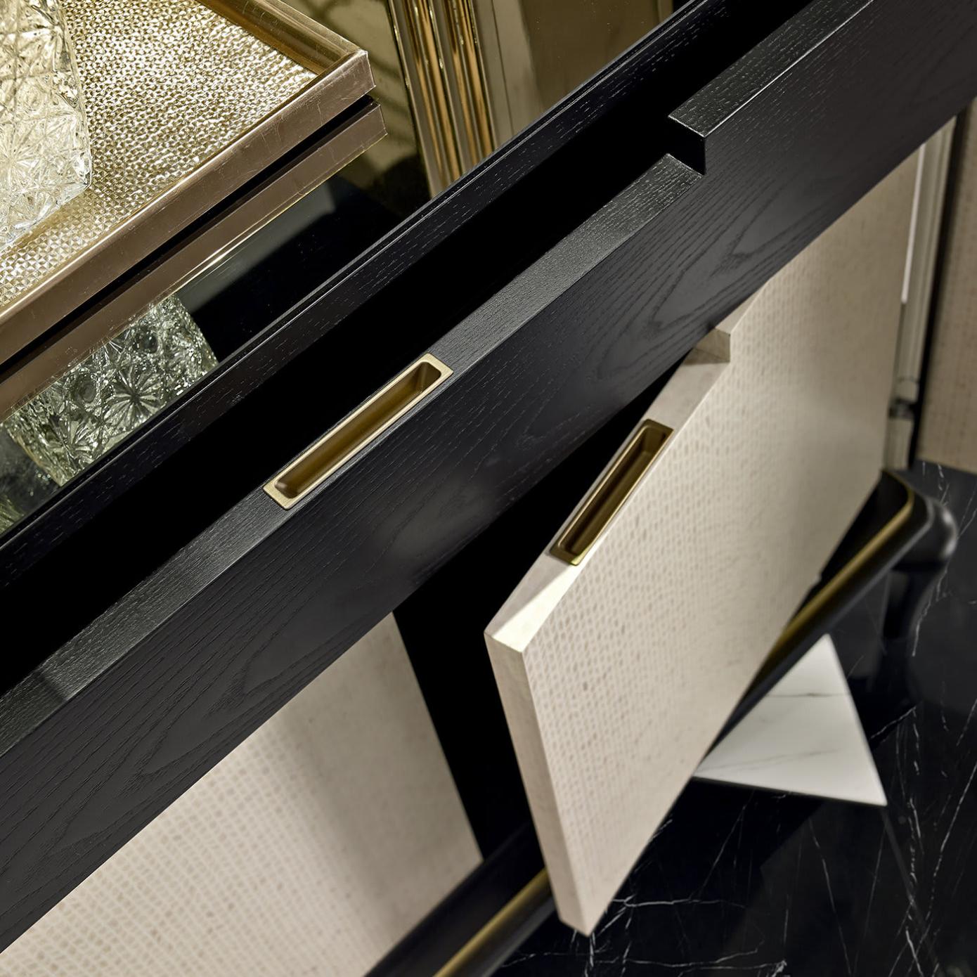 Dilan Bartresen aus Italien