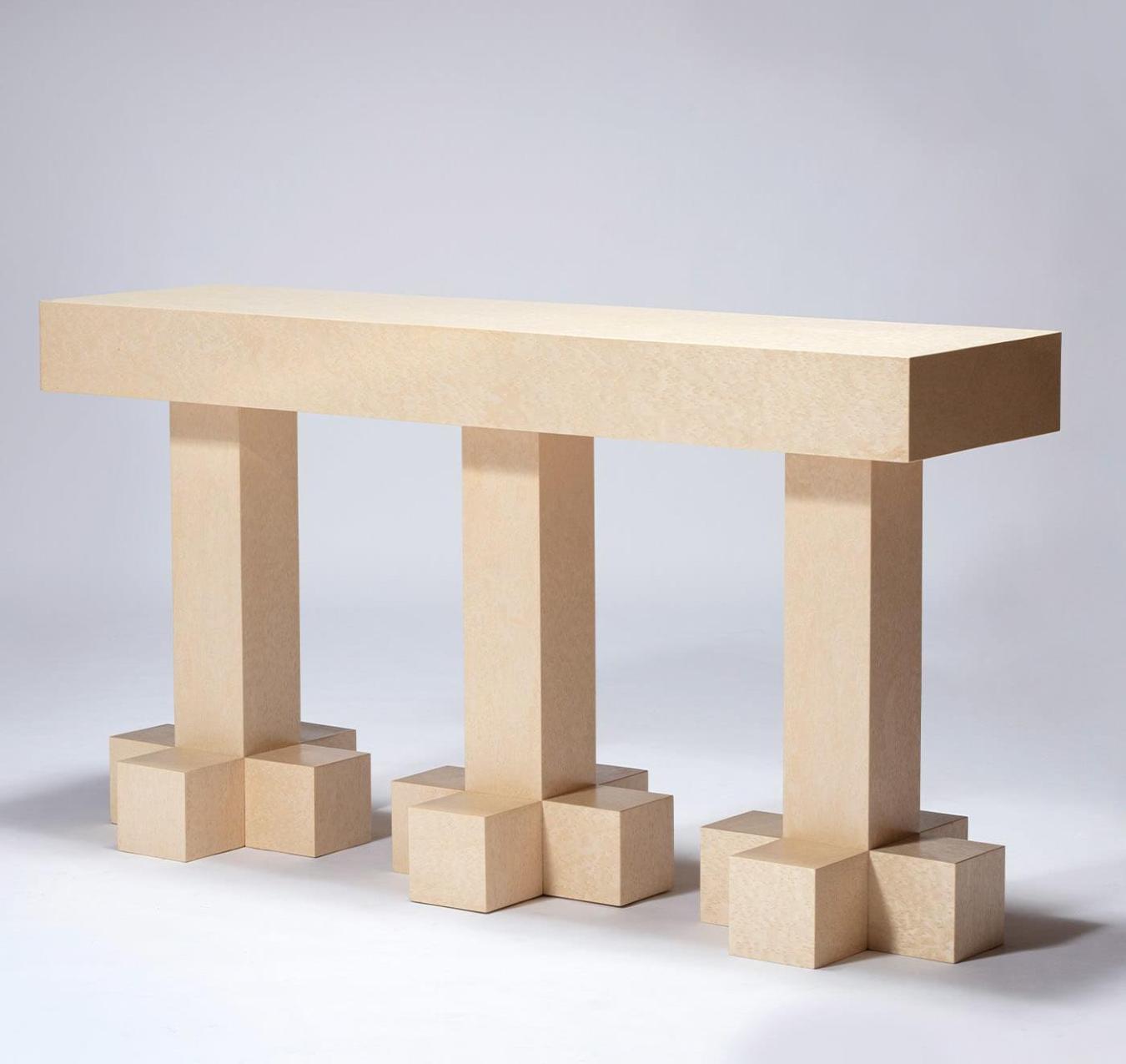 Zeitgenössischer Konsolentisch