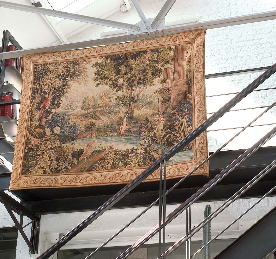 Horizontales Grünwerk mit Vögeln Wandteppich