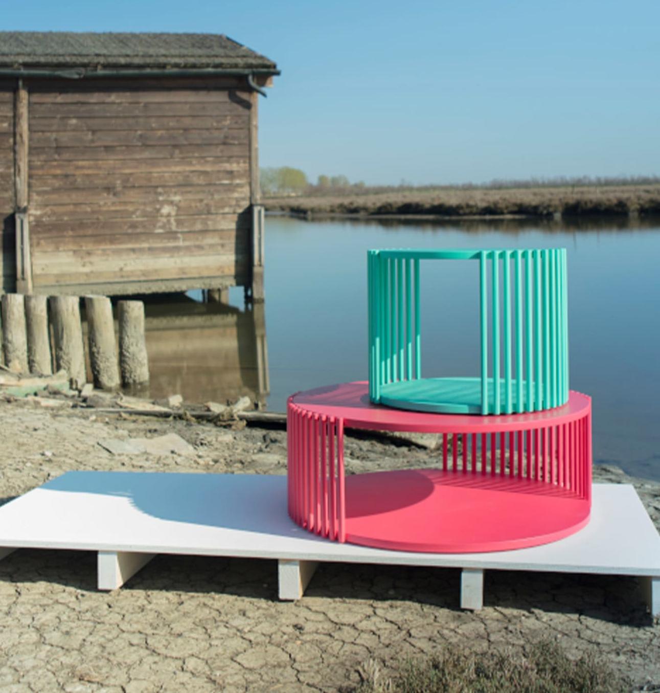 Eleganter großer roter Traubeneichen-Couchtisch