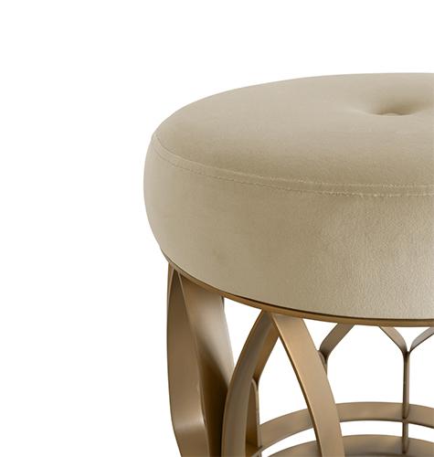 Sanctuary Hocker Premium