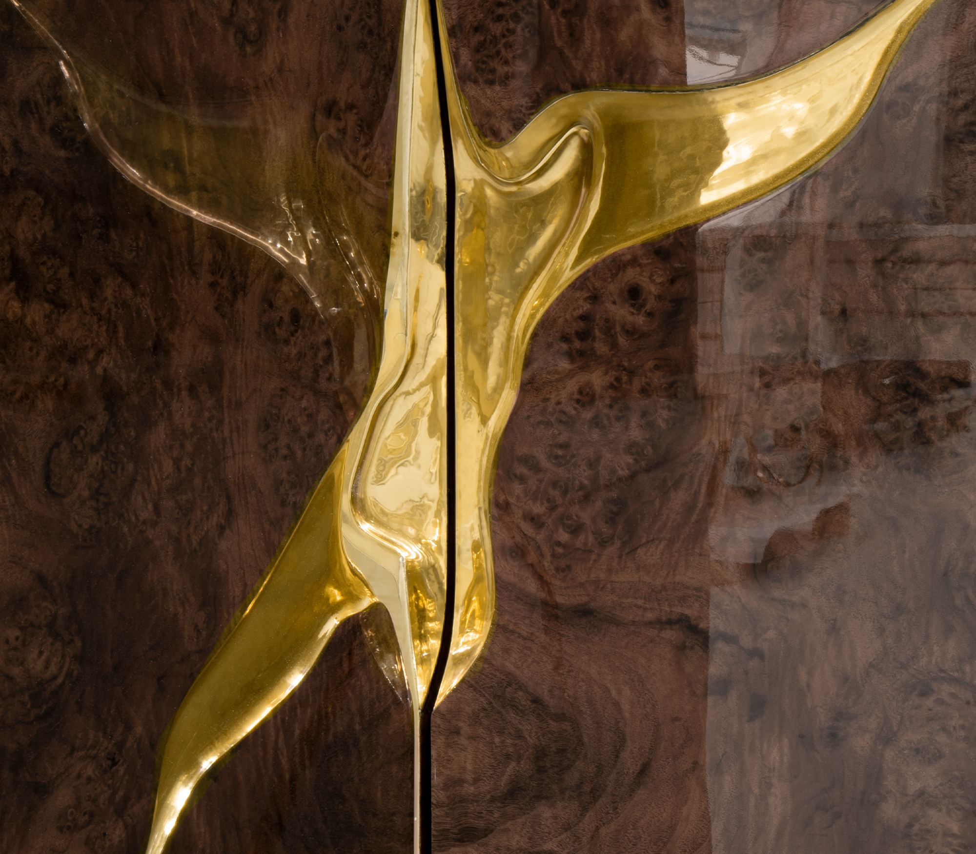 Fissure Walnuss‑Sideboard