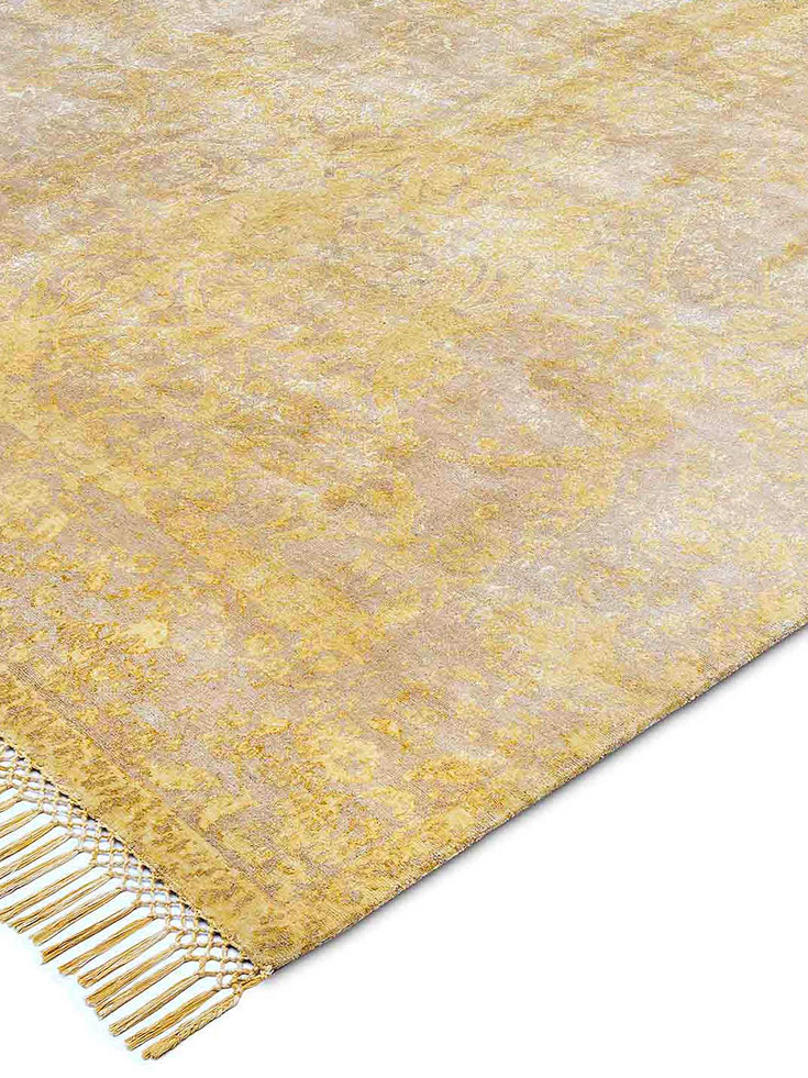 White Gold auf Doma Teppich