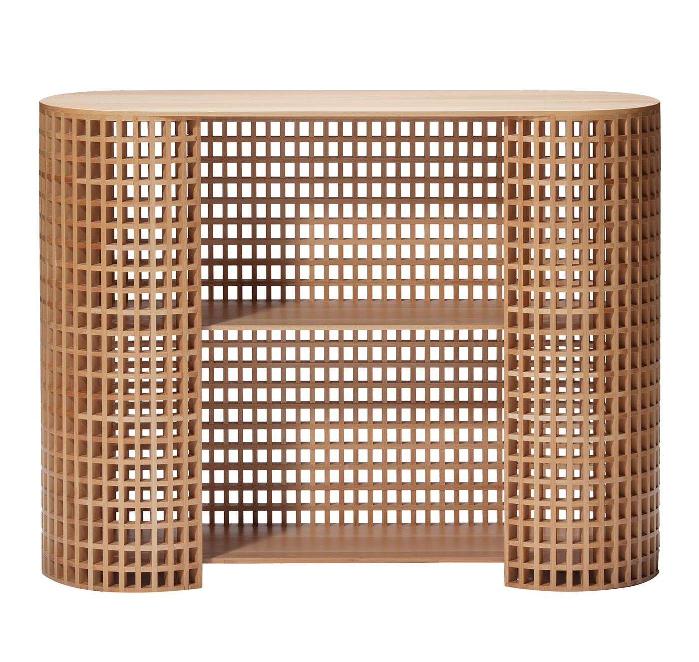 Strukturierter Holzschrank