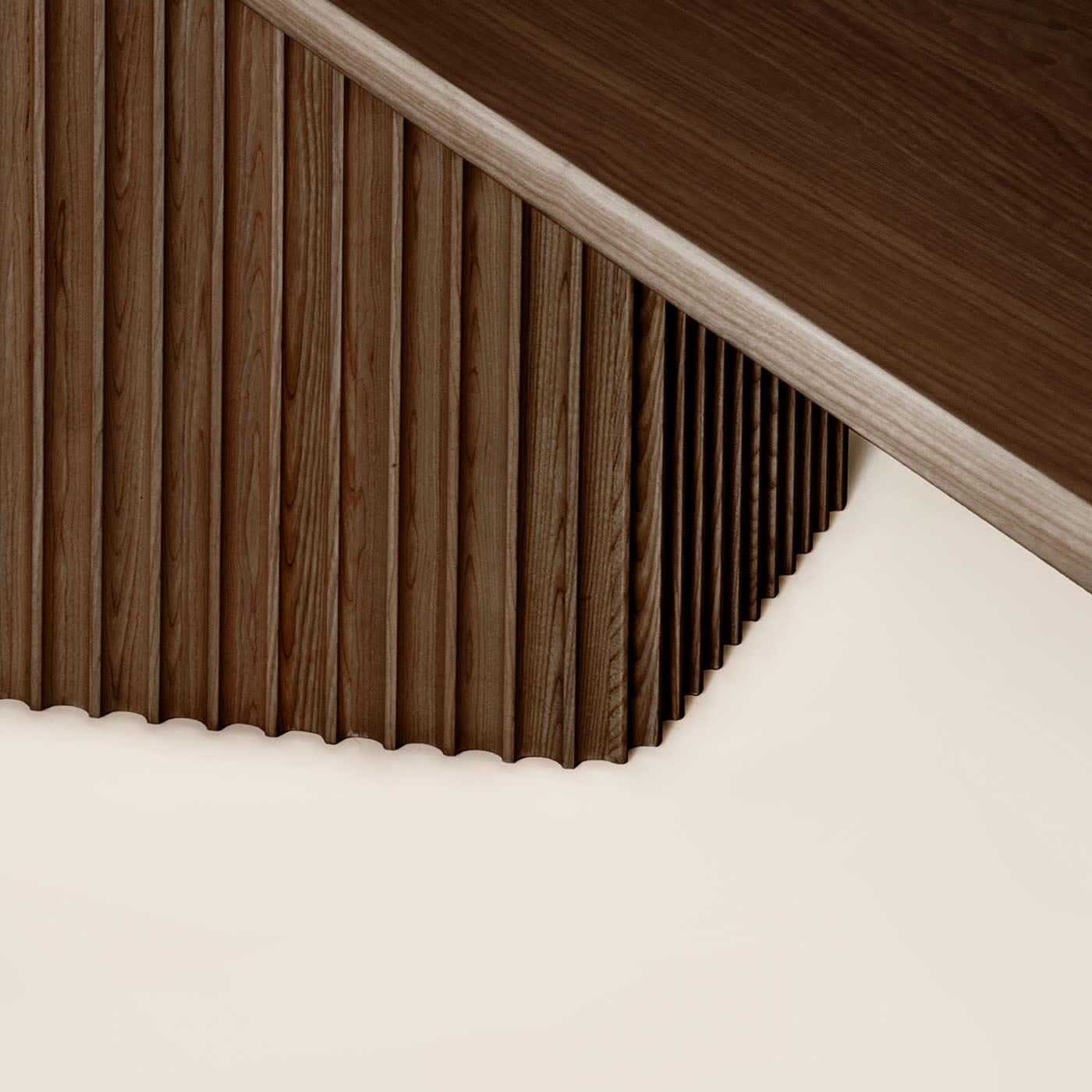 Basalto Brauner Esche‑Tisch