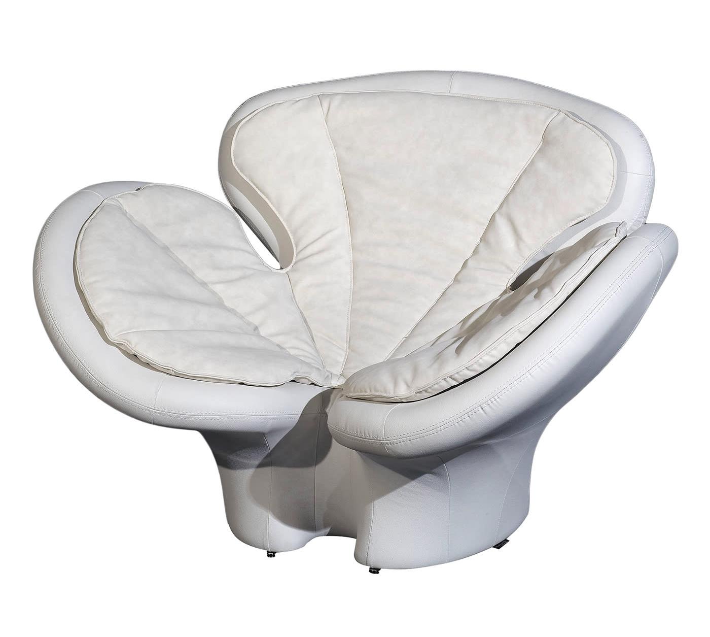 Pansé White Lounge Armchair