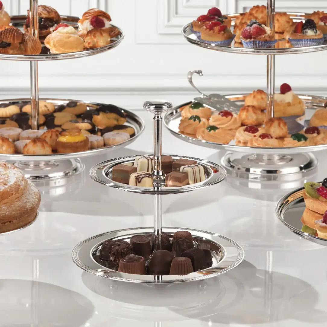 Italienischer versilberter zweistöckiger Obstständer