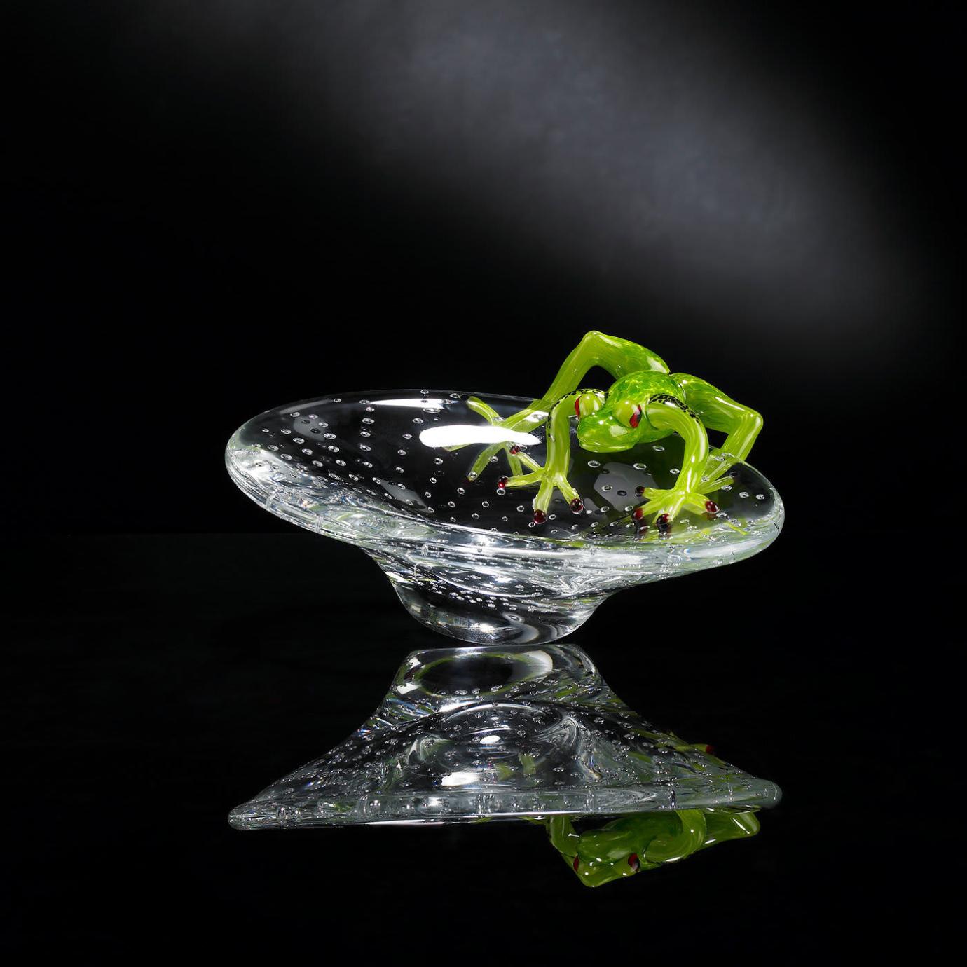 Glasschale mit Frosch