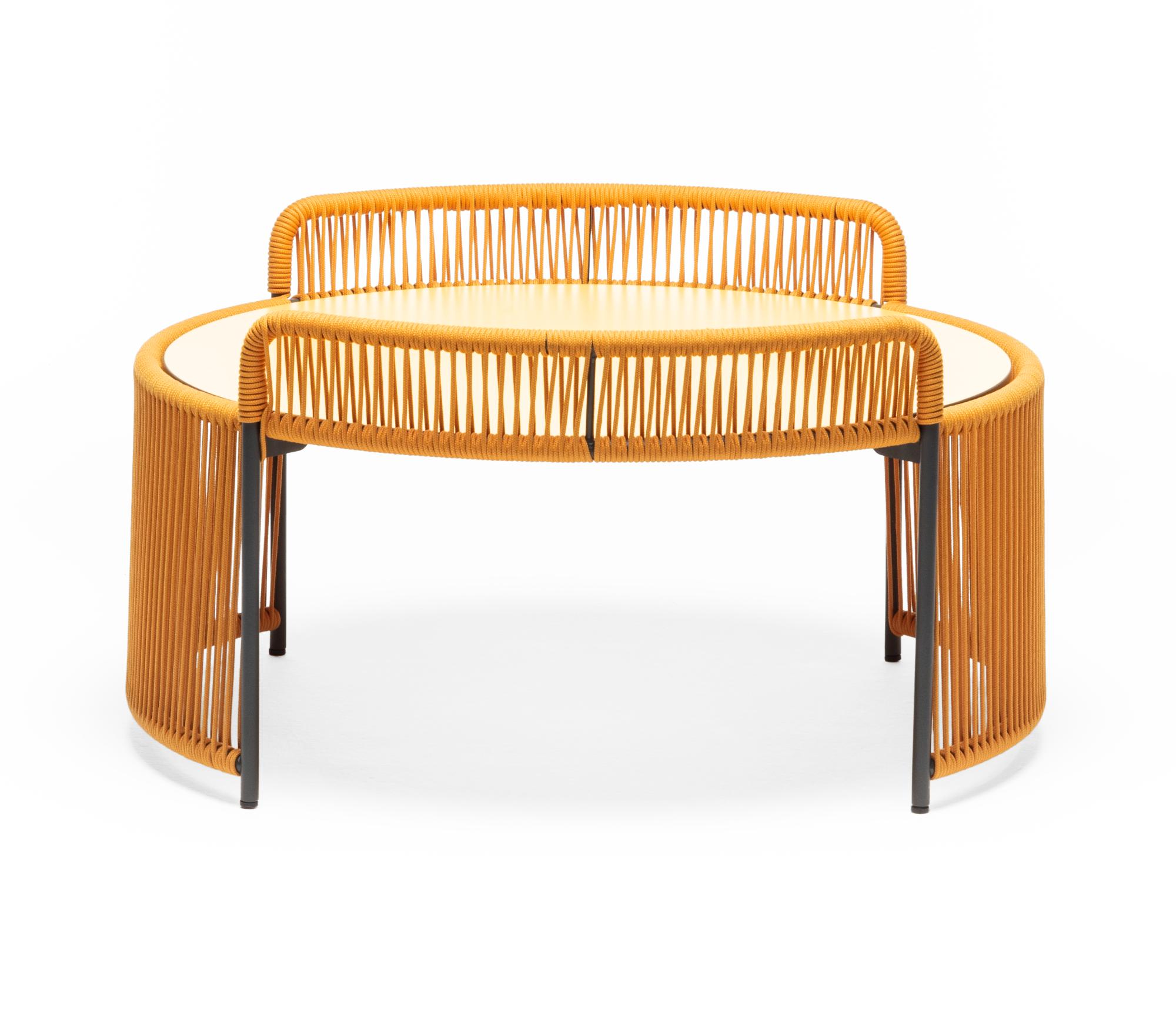 Altana ME Runder Gelber Outdoor-Loungetisch