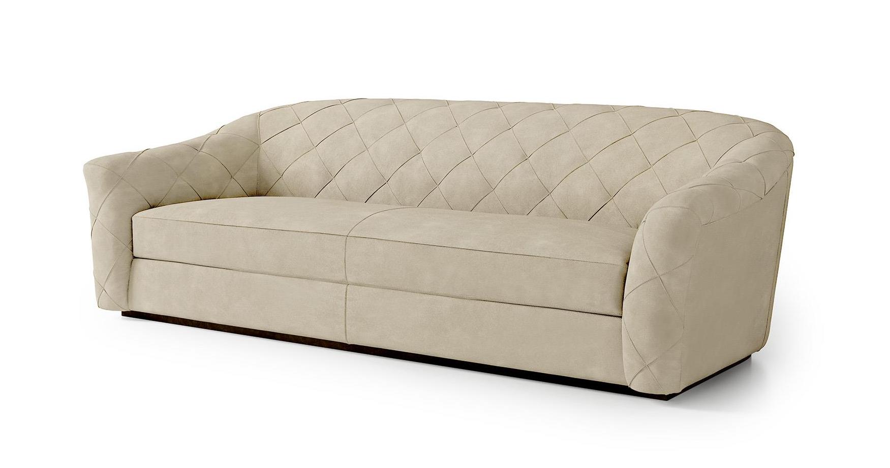 Secret Love „Stitched Embrace“ Sofa 270 cm
