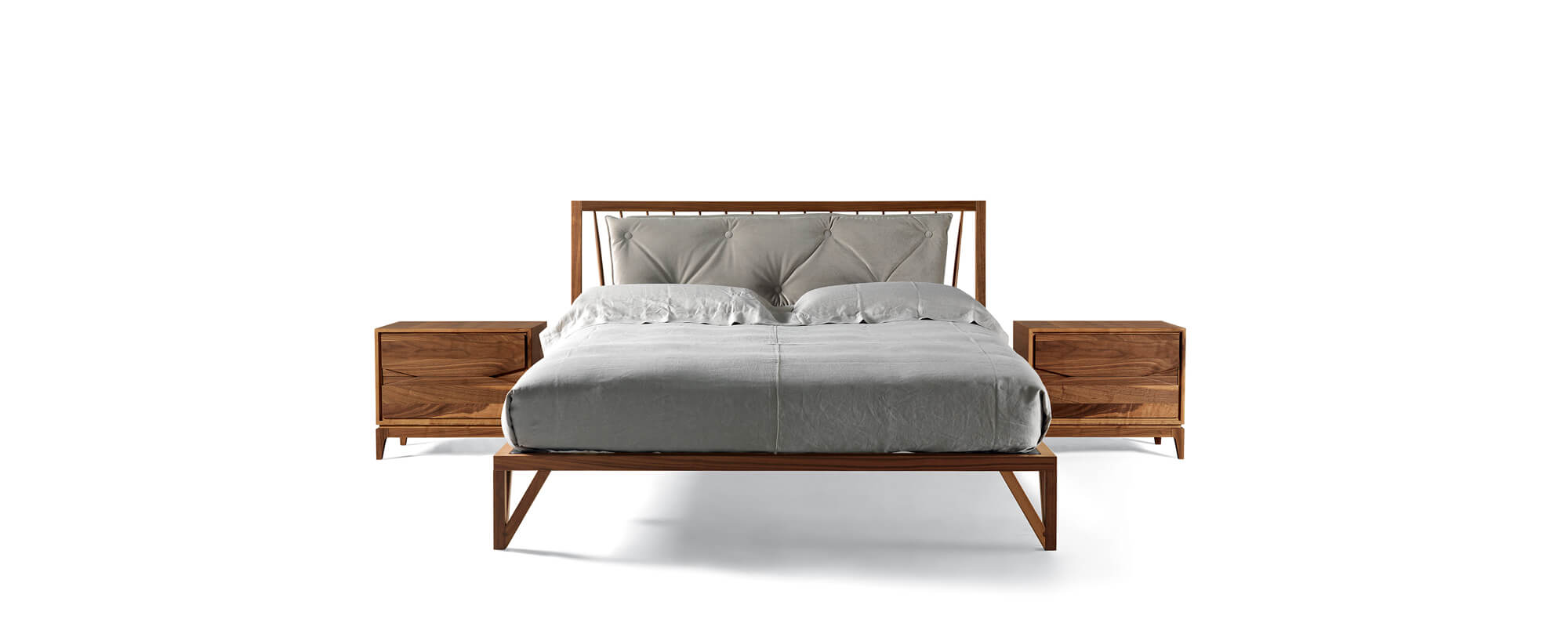 Leggiadro Luxusbett | Fertigstellung: Natural solid walnut
