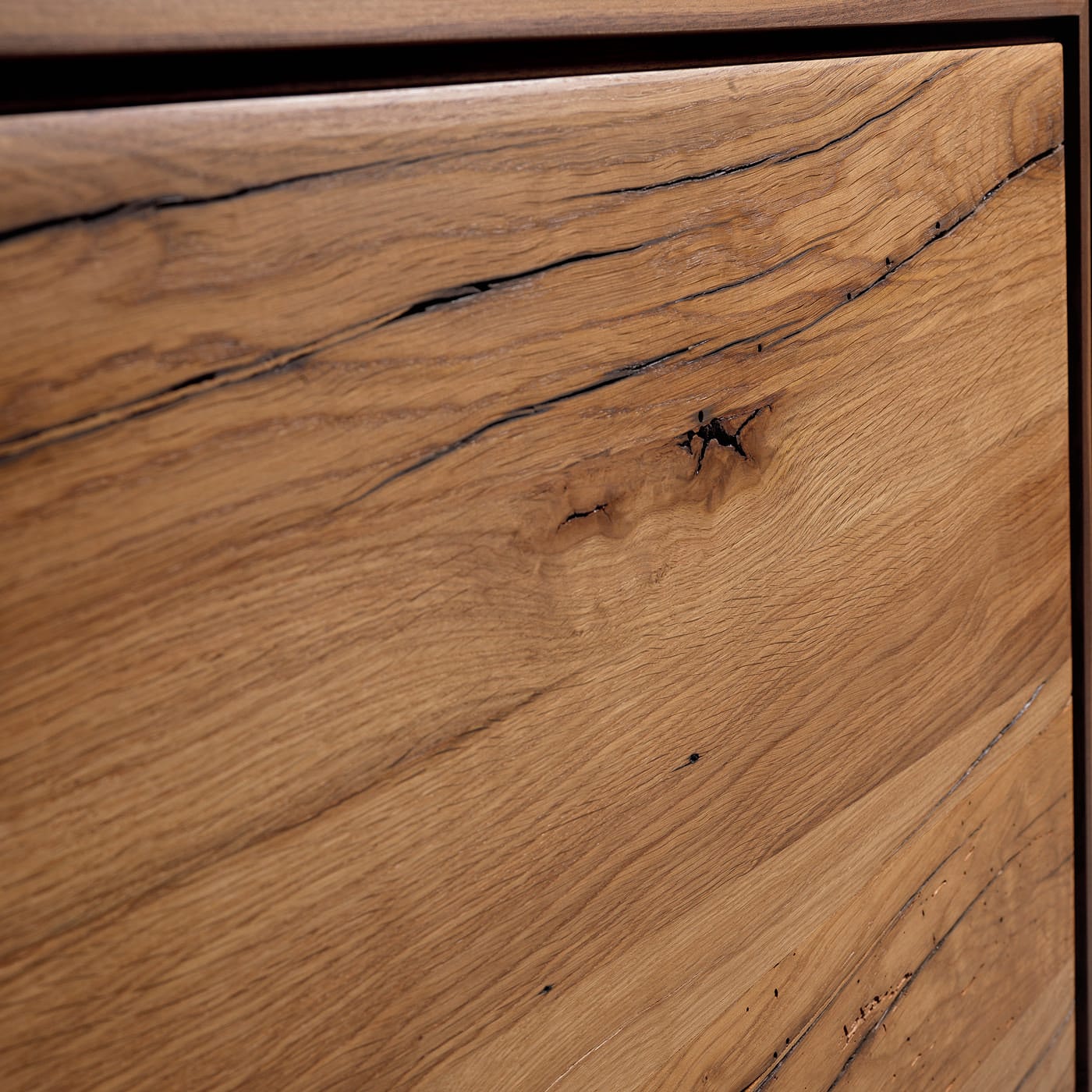 Materia Antikes Eichen‑Sideboard mit 3 Türen | Konfiguration: 3-Doors