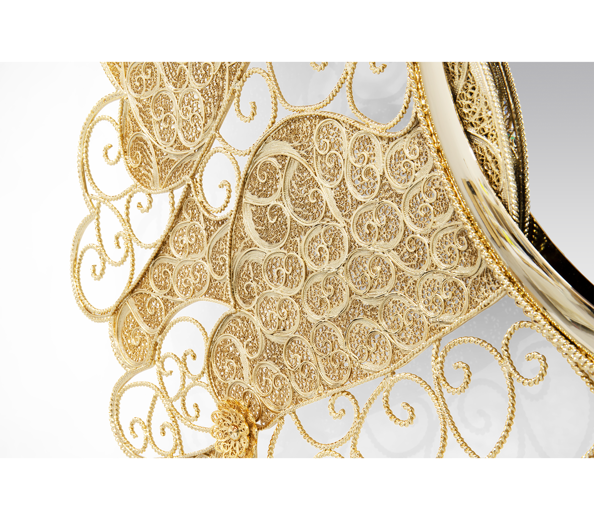 Ornate Filigree Spiegel
