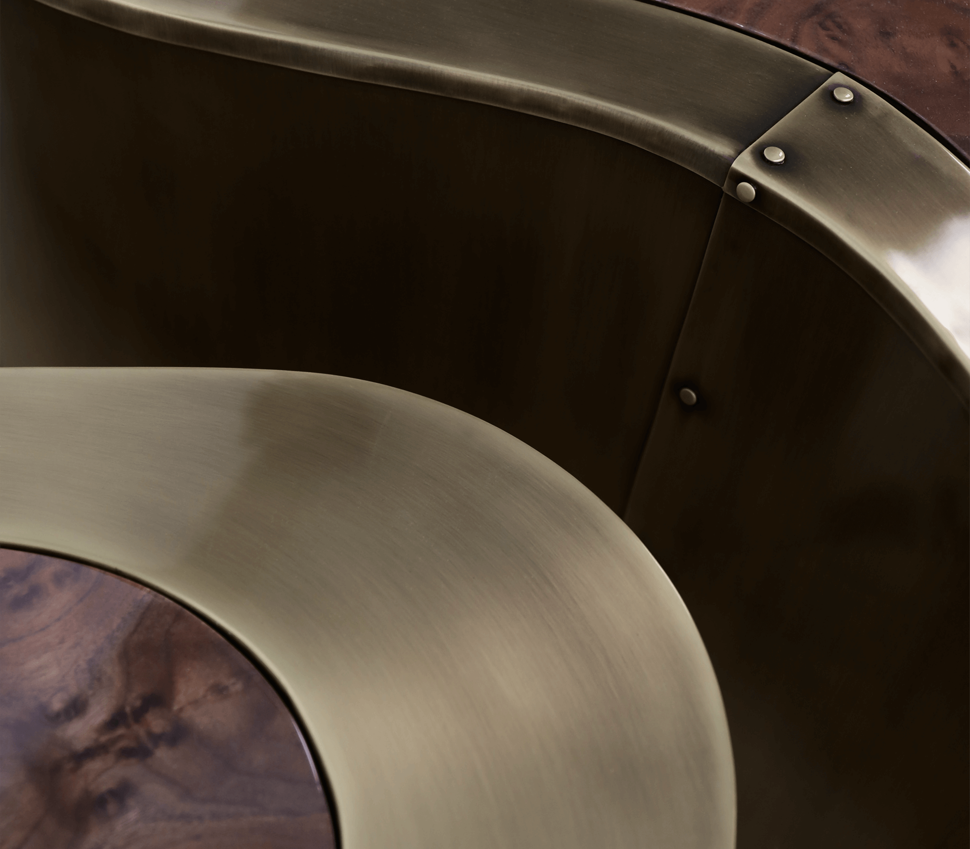 Crest Patina & Walnuss Couchtisch‑Set