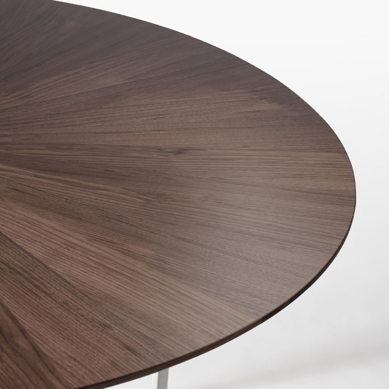 Runder Canaletto-Nussbaum-Esstisch