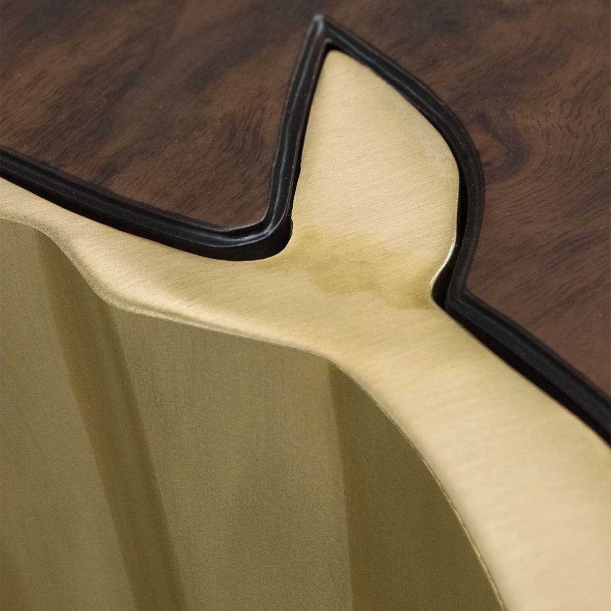 Naturkanten-Couchtisch