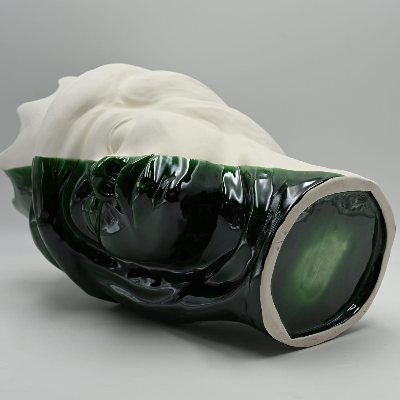 Grün‑weiße Maure‑Kopf Skulptur