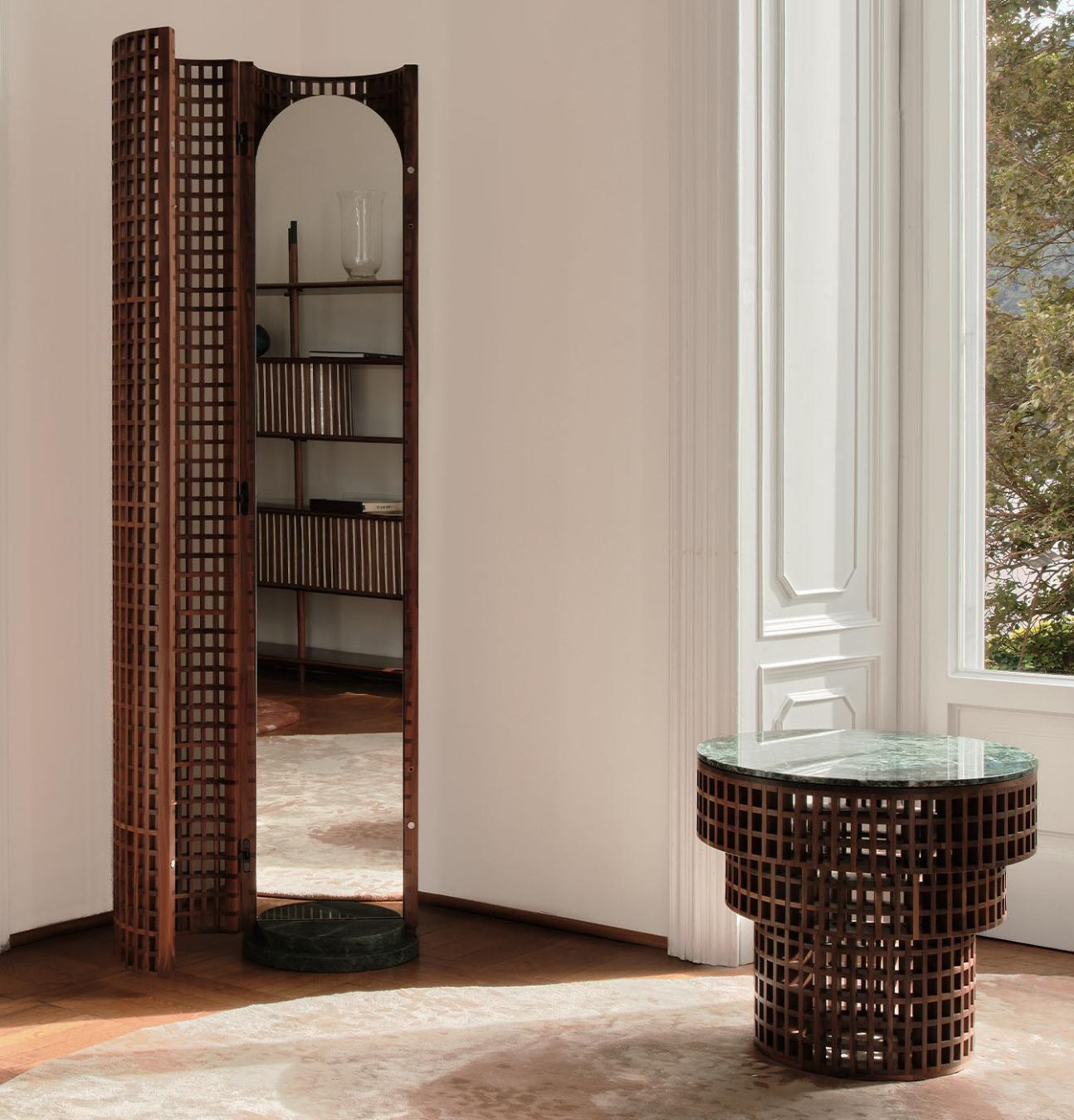 Nussbaum-Marmor-Beistelltisch