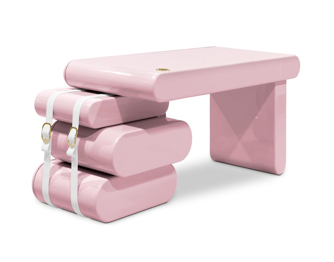 Fantasy Realm Schreibtisch