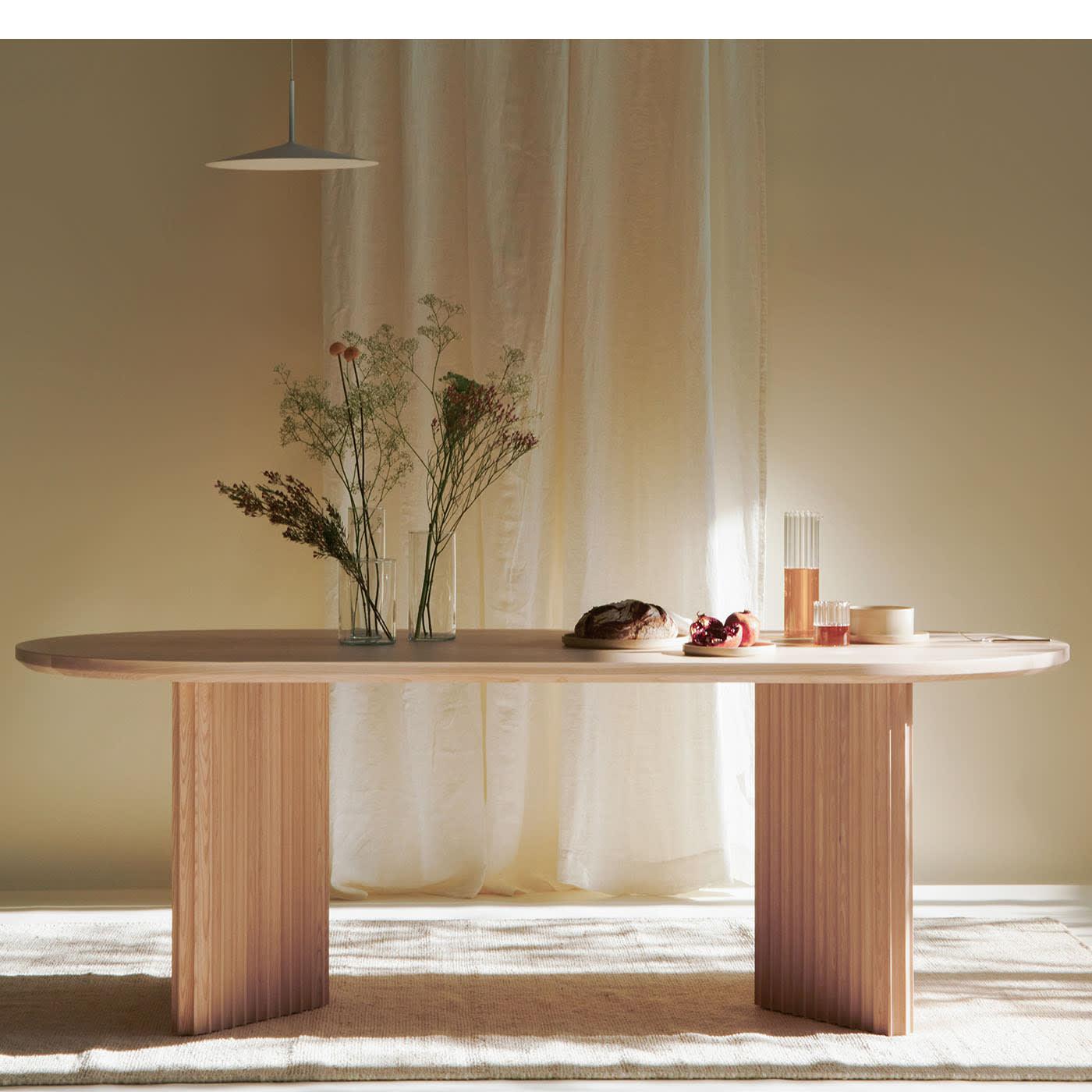 Basalto Naturale Esche‑Tisch