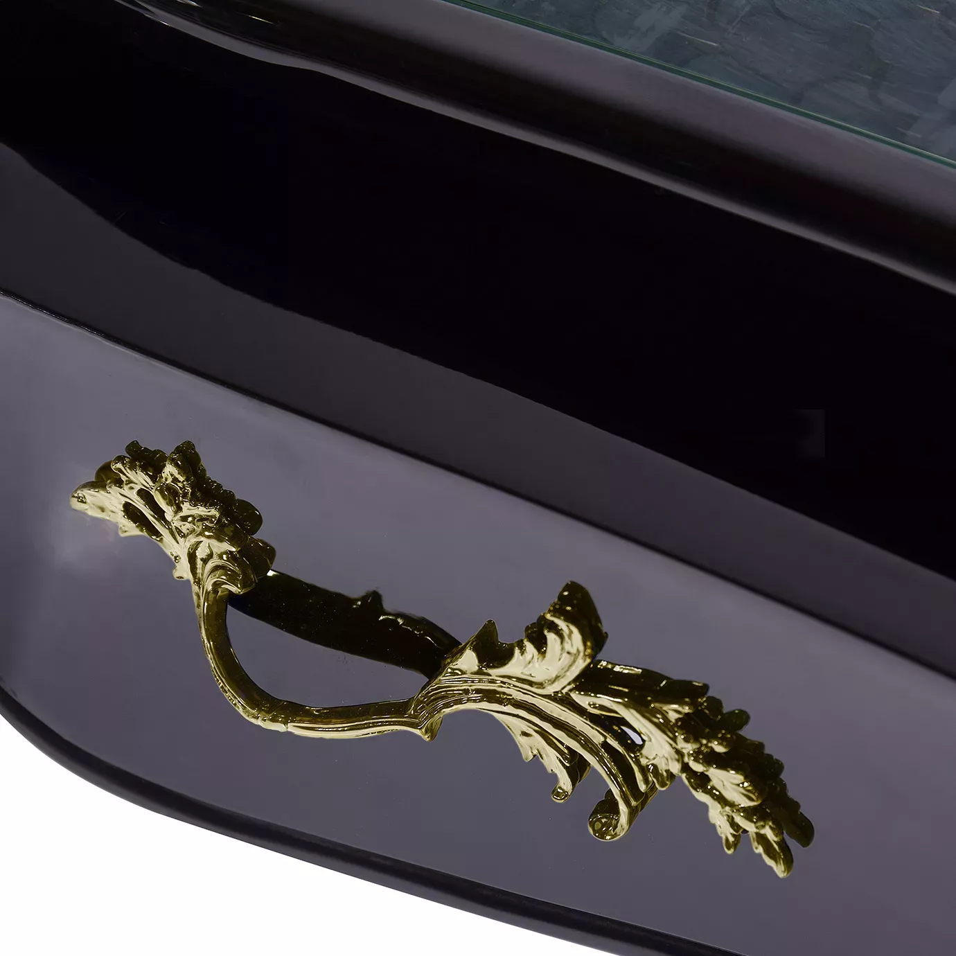 Exotique Pfauenfeder‑Ormolu‑Schreibtisch