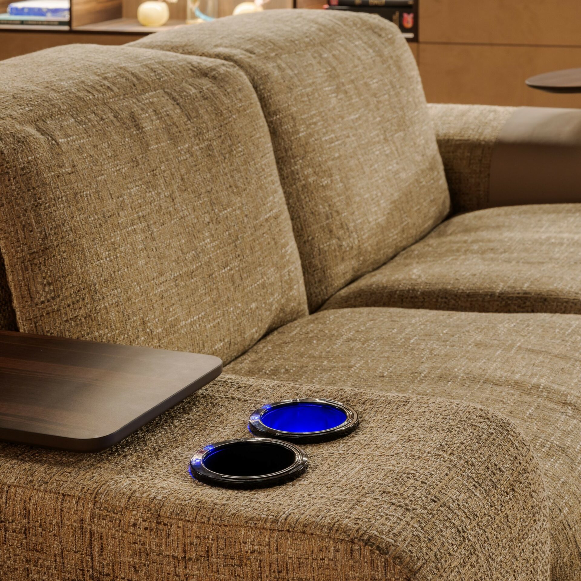 Kubrik Heimkino-Sofa - 1