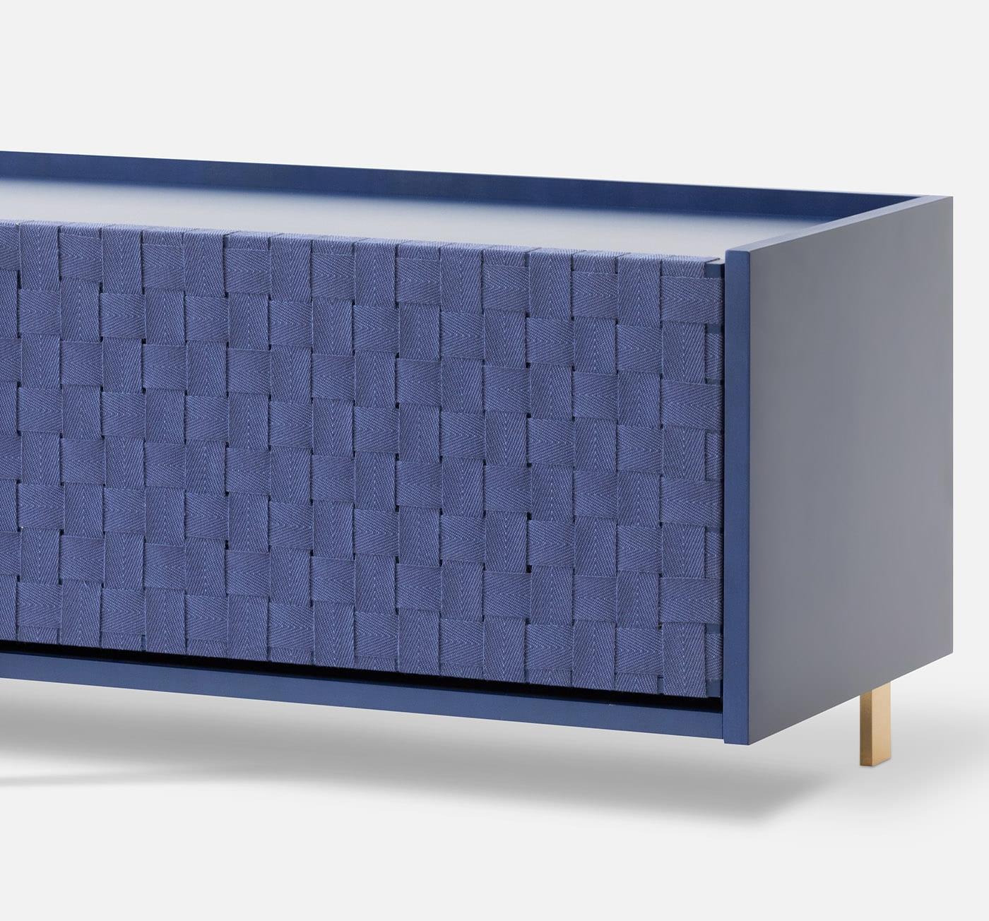 Charakteristisches blaues Sideboard